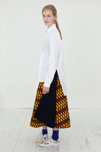 Load image into Gallery viewer, QUILT WRAPSKIRT - reversible