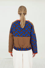 Load image into Gallery viewer, QUILT BOMBER JACKET - reversible