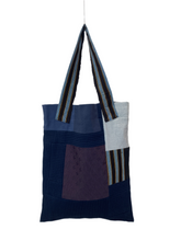 Load image into Gallery viewer, WAFFLE TOTE BAG Nadu Navy blue