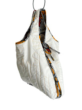 Load image into Gallery viewer, LITTLE QUILT SHOPPER  BAG