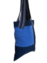 Load image into Gallery viewer, WAFFLE TOTE BAG Nadu navy/ blue