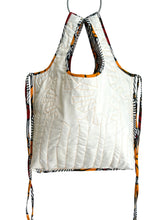 Load image into Gallery viewer, LITTLE QUILT SHOPPER  BAG
