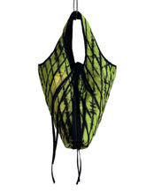 Load image into Gallery viewer, LITTLE QUILT SHOPPER  BAG