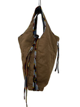 Load image into Gallery viewer, LITTLE QUILT SHOPPER  BAG