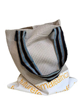 Load image into Gallery viewer, WAFFLE TOTE BAG Isabel grey/white
