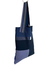 Load image into Gallery viewer, WAFFLE TOTE BAG Nadu navy/ indigo
