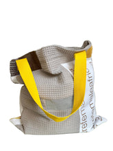 Load image into Gallery viewer, WAFFLE TOTE BAG Milla grey/white
