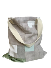 Load image into Gallery viewer, WAFFLE TOTE BAG Milla grey / white
