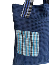 Load image into Gallery viewer, WAFFLE TOTE BAG Nadu navy/ blue