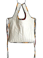 Load image into Gallery viewer, LITTLE QUILT SHOPPER  BAG