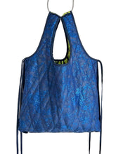 Load image into Gallery viewer, LITTLE QUILT SHOPPER  BAG