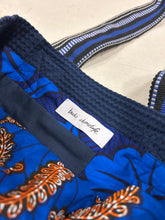 Load image into Gallery viewer, WAFFLE TOTE BAG Nadu navy/ blue