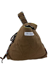 Load image into Gallery viewer, LITTLE QUILT SHOPPER  BAG