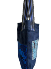 Load image into Gallery viewer, WAFFLE TOTE BAG Nadu navy/ blue