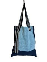 Load image into Gallery viewer, WAFFLE TOTE BAG Nadu navy /indigo light