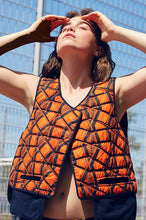 Load image into Gallery viewer, QUILT VEST reversible